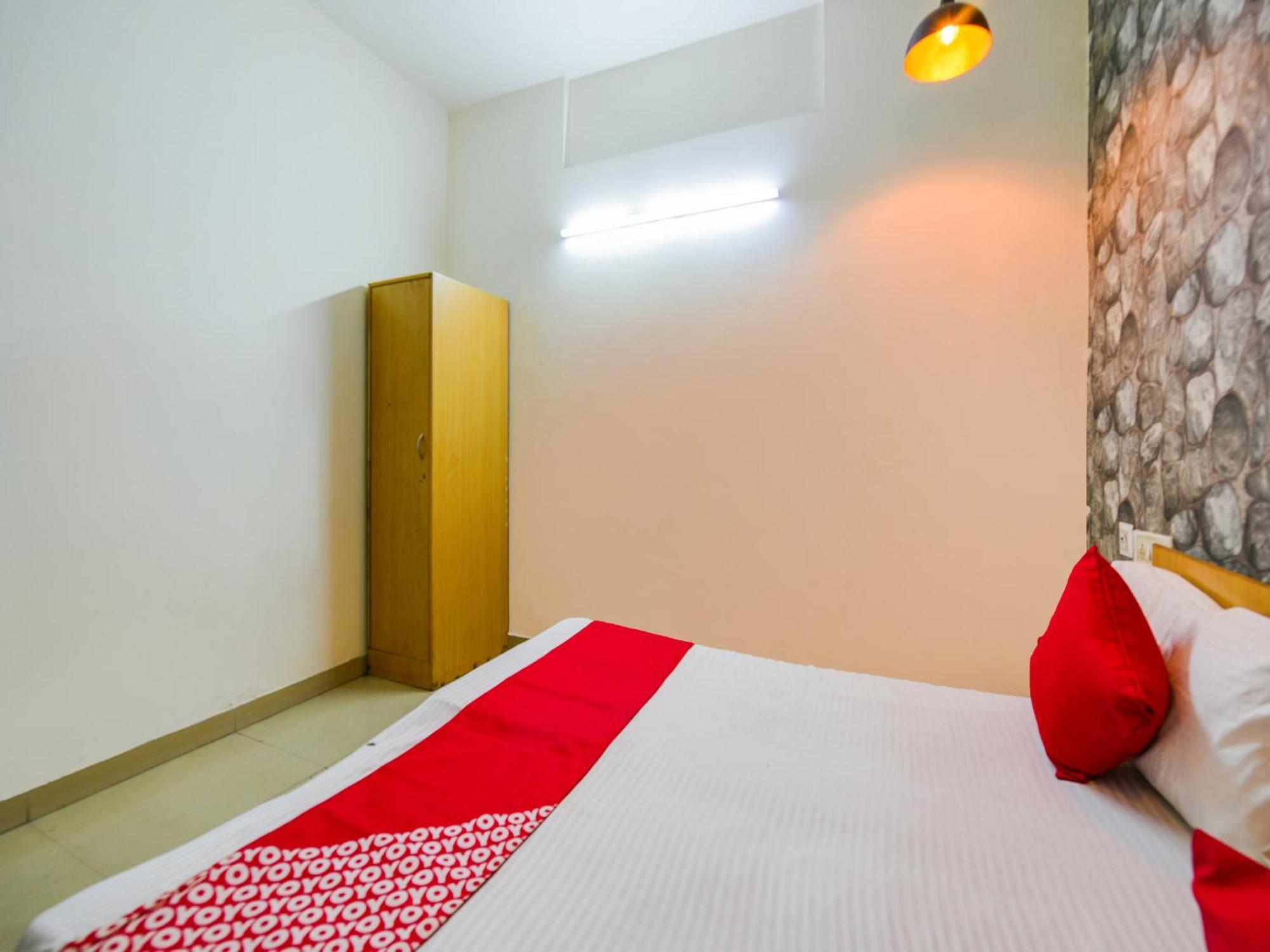 Hotel O Unique Delhi Home Stay Nové Dillí Exteriér fotografie